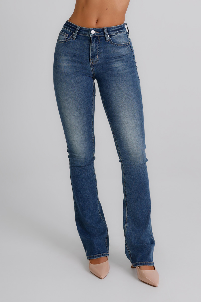Jeans Donna Flare Fit Denim Medio – Vita Media, Gamba Svasata Effetto Slanciante